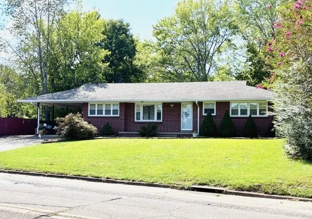 Photo 1 of Single family home for sale at 141 N Forrest Ave, Camden, TN 38320 | MLS# 3529929 | Listing updated on 2026-09-14