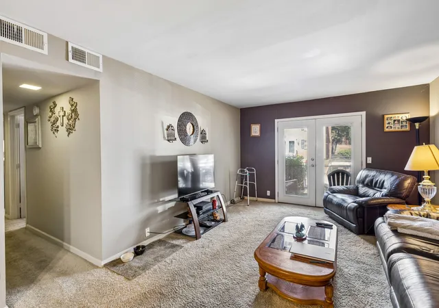 Photo 4 of Condo for sale at 601 Boyd Ml Ave #J7, Franklin, TN 37064 | MLS# 3596332 | Listing updated on 2026-09-21