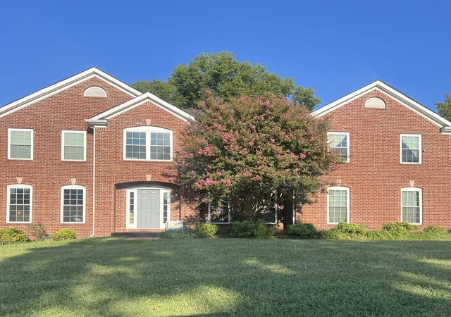 Photo 1 of Single family home for sale at 201 Briarcotes Cir, La Vergne, TN 37086 | MLS# 3529939 | Listing updated on 2026-09-14