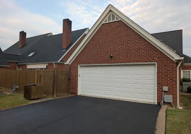 Photo 2 of Single family home for sale at 51 Wyndermere, Hendersonville, TN 37075 | MLS# 3543079 | Listing updated on 2026-10-05