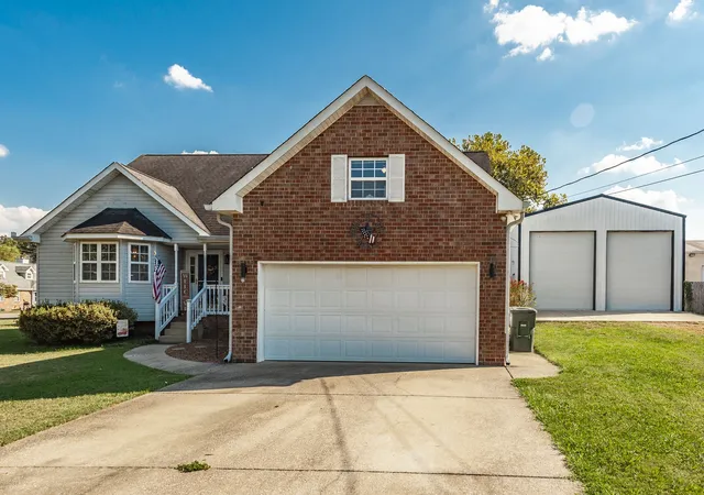 Photo 1 of Single family home for sale at 1026 Waters Edge Cir, Mount Juliet, TN 37122 | MLS# 3531658 | Listing updated on 2026-09-14