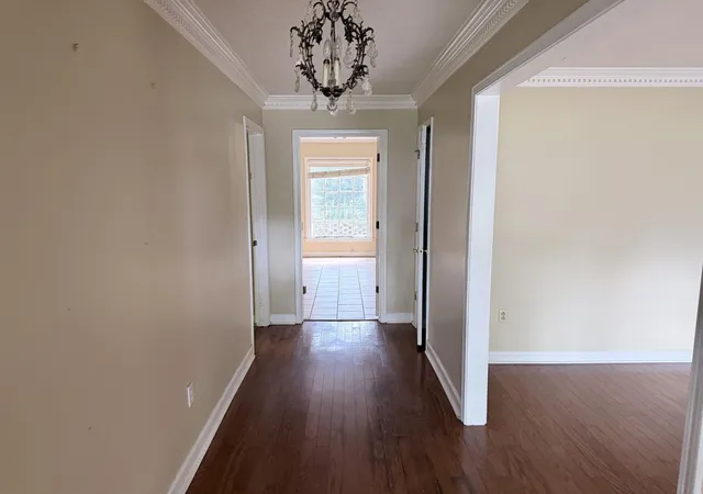 Photo 4 of Sale Pending at 7685 S Mchenry Cir, Germantown, TN 38138 | MLS# 3529958 | Listing updated on 2026-09-13