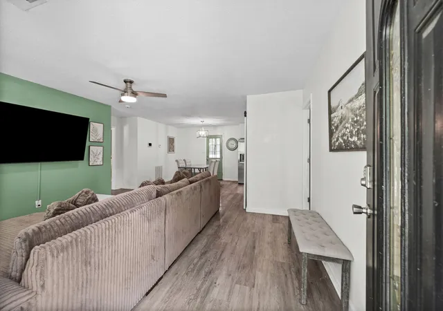 Photo 4 of Single family home for sale at 476 Ginkgo Dr, Clarksville, TN 37042 | MLS# 3529996 | Listing updated on 2026-09-28