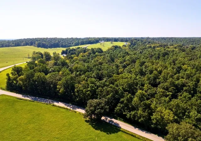 Photo 2 of Land for sale at 1 Vanleer Hwy, Charlotte, TN 37036 | MLS# 3530522 | Listing updated on 2026-09-19
