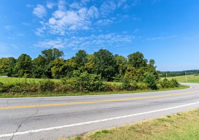 Photo 4 of Land for sale at 1 Vanleer Hwy, Charlotte, TN 37036 | MLS# 3530522 | Listing updated on 2026-09-19