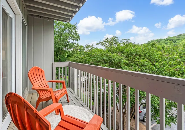 Photo 2 of Condo for sale at 21 Vaughns Gap Rd #88F, Nashville, TN 37205 | MLS# 3541319 | Listing updated on 2026-09-04