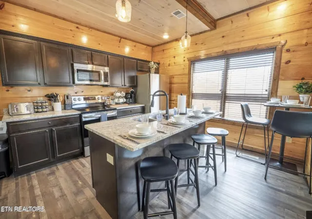 Single family home for sale at 855 Osprey Way, Pigeon Forge, TN 37863 | MLS# 3530016 | Listing updated on 2026-09-01