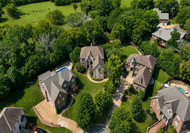 Photo 1 of Single family home for sale at 1014 Atchley Ct, Hendersonville, TN 37075 | MLS# 3530191 | Listing updated on 2026-09-16