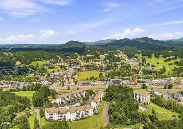 Condo for sale in building located at 205 Ogle Dr, Pigeon Forge, TN 37863 - Unit #341