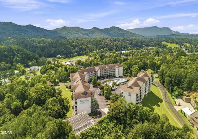 Condo for sale in building located at 205 Ogle Dr, Pigeon Forge, TN 37863 - Unit #341