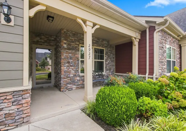 Photo 2 of Townhouse for sale at 2927 Stuyvesant Ln, Murfreesboro, TN 37128 | MLS# 3530982 | Listing updated on 2026-09-02