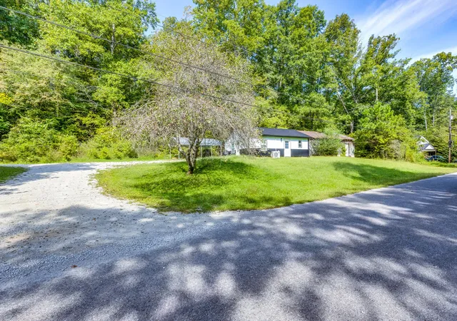 Photo 3 of Single family home for sale at 280 Rush Branch Rd, Hohenwald, TN 38462 | MLS# 3530440 | Listing updated on 2026-09-30