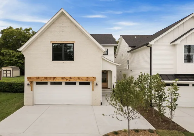 Photo 1 of Single family home for sale at 806 Newhall Dr, Nashville, TN 37206 | MLS# 3544173 | Listing updated on 2026-09-27