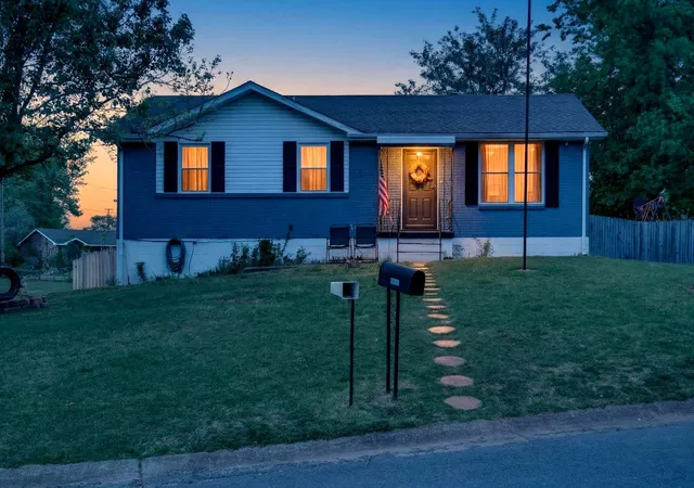 Photo 1 of Single family home for sale at 1593 Boxcroft Ct, Clarksville, TN 37042 | MLS# 3530294 | Listing updated on 2026-09-24