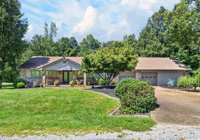 Photo 1 of Single family home for sale at 114 Morris Ln, Crossville, TN 38558 | MLS# 3530218 | Listing updated on 2026-09-08