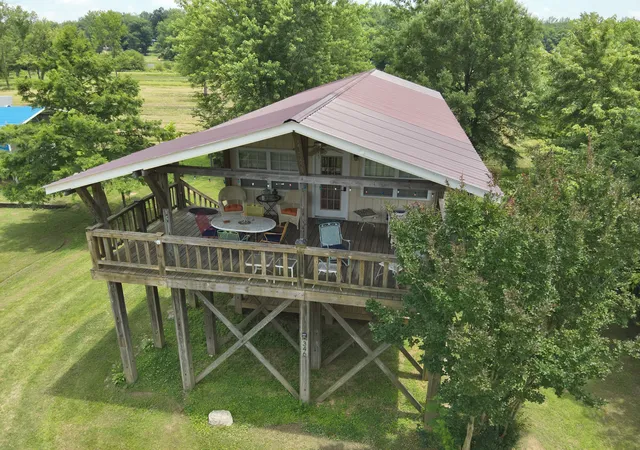 Photo 2 of Single family home for sale at 346 Martin Landing Rd, Lobelville, TN 37097 | MLS# 3530259 | Listing updated on 2026-09-01