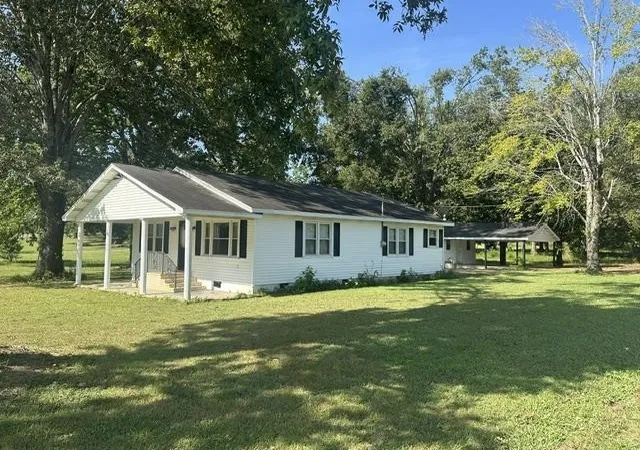 Photo 1 of Single family home for sale at 27 Rosewood Dr, Savannah, TN 38372 | MLS# 3530221 | Listing updated on 2026-09-04