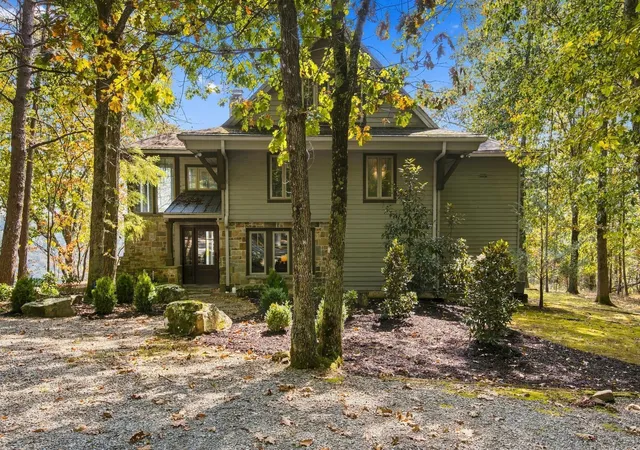 Photo 2 of Single family home for sale at 1460 Clifftops Ave, Monteagle, TN 37356 | MLS# 3601298 | Listing updated on 2026-10-28