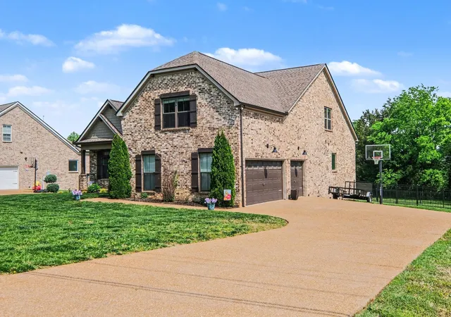 Photo 2 of Single family home for sale at 1365 Mires Rd, Mount Juliet, TN 37122 | MLS# 3530360 | Listing updated on 2026-09-02