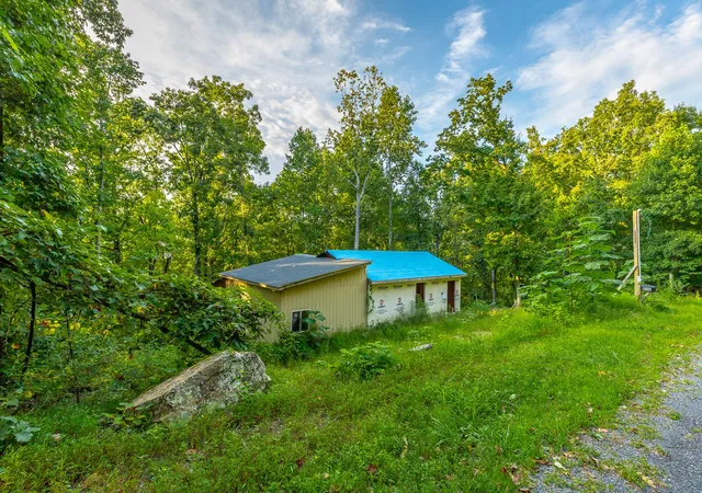 Photo 1 of Sale Pending at 836 Sussex Rd, Dayton, TN 37321 | MLS# 3530289 | Listing updated on 2026-09-24