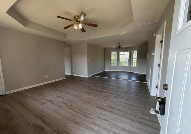 Photo 4 of Single family home for sale at 1862 Timberline Pl, Clarksville, TN 37042 | MLS# 3530271 | Listing updated on 2026-09-01