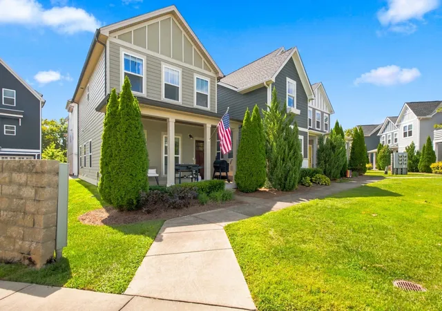 Photo 1 of Single family home for sale at 7534 Station Dr, Nashville, TN 37221 | MLS# 3541075 | Listing updated on 2026-09-03