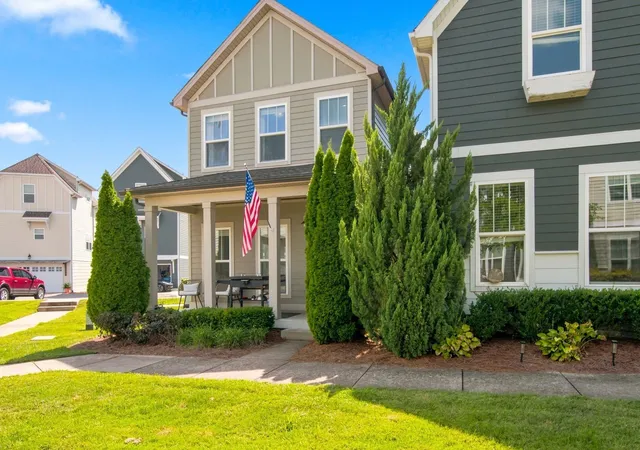 Photo 2 of Single family home for sale at 7534 Station Dr, Nashville, TN 37221 | MLS# 3541075 | Listing updated on 2026-09-03