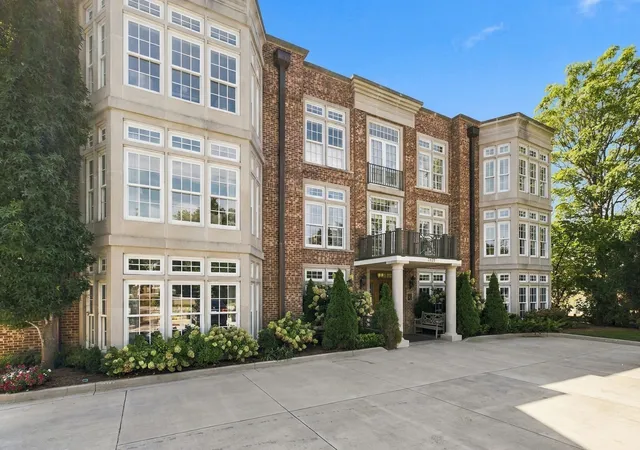 Condo for sale at 3821 W End Ave #202, Nashville, TN 37205 | MLS# 3545090