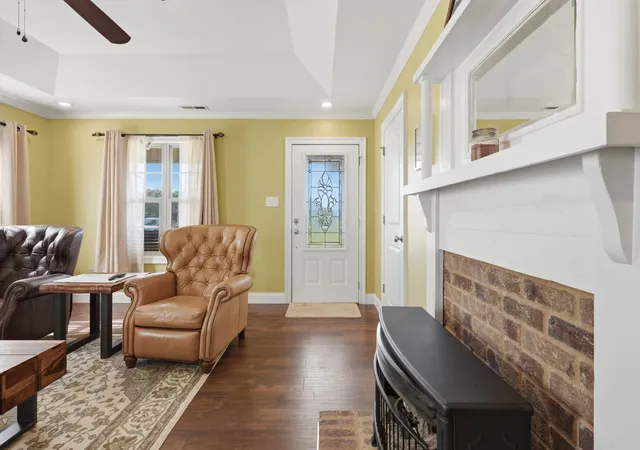 Photo 2 of Single family home for sale at 14024 Elk River Mills Rd, Athens, AL 35614 | MLS# 3530350 | Listing updated on 2026-09-01