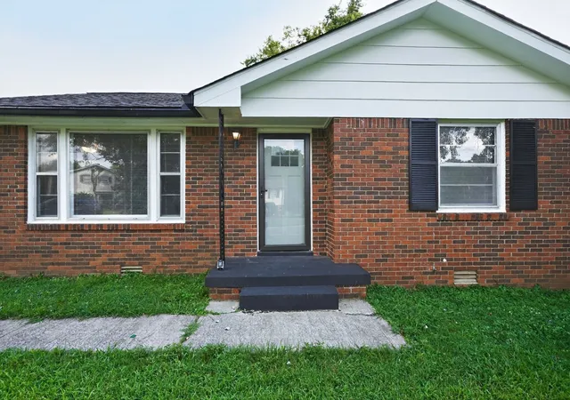 Photo 1 of Single family home for sale at 736 Roman Dr, Nashville, TN 37207 | MLS# 3531250 | Listing updated on 2026-09-13