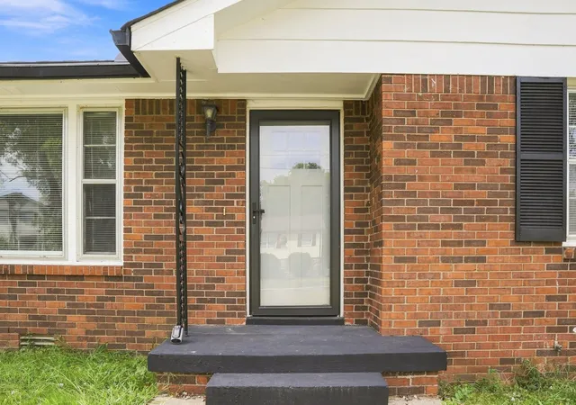 Photo 4 of Single family home for sale at 736 Roman Dr, Nashville, TN 37207 | MLS# 3531250 | Listing updated on 2026-09-13