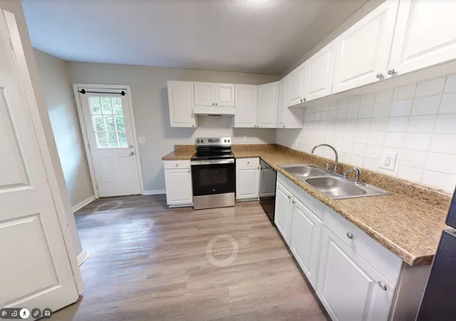 Photo 2 of Multi family home for sale at 856 Heritage Trl, Hermitage, TN 37076 | MLS# 3541195 | Listing updated on 2026-09-03