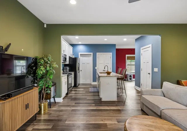 Photo 3 of Townhouse for sale at 421 Joy Ave, Nashville, TN 37207 | MLS# 3530459 | Listing updated on 2026-09-05