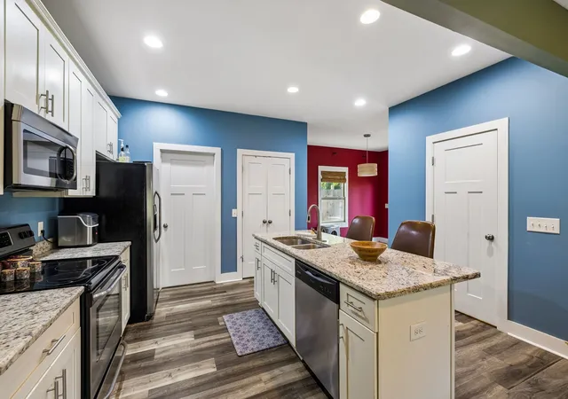 Photo 4 of Townhouse for sale at 421 Joy Ave, Nashville, TN 37207 | MLS# 3530459 | Listing updated on 2026-09-05