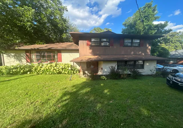 Photo 2 of Single family home for sale at 203 Carter St, Smyrna, TN 37167 | MLS# 3541196 | Listing updated on 2026-09-03
