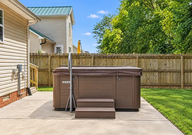 Photo 4 of Single family home for sale at 3553 Sandpiper Dr, Clarksville, TN 37042 | MLS# 3541536 | Listing updated on 2026-09-19