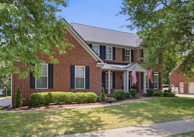 Photo 3 of Single family home for sale at 210 Stillcreek Dr, Franklin, TN 37064 | MLS# 3531358 | Listing updated on 2026-09-05