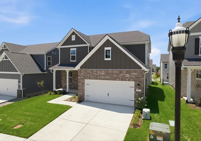 Photo 2 of Single family home for sale at 1233 Wallace Way, Hermitage, TN 37076 | MLS# 3530421 | Listing updated on 2026-09-01