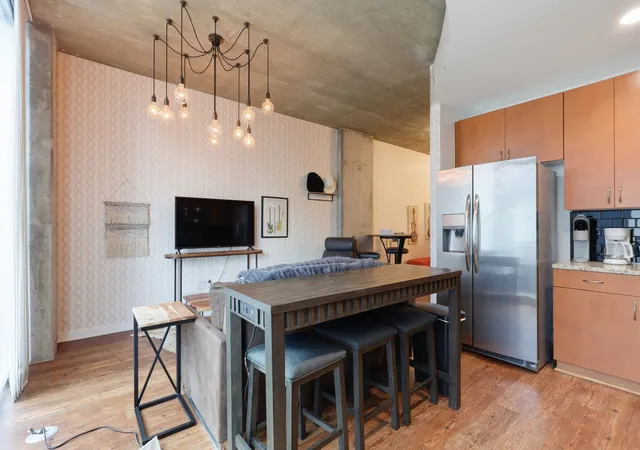 Photo 3 of Condo for sale at 301 Demonbreun St #811, Nashville, TN 37201 | MLS# 3530861 | Listing updated on 2026-09-02