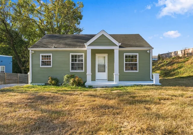 Photo 2 of Single family home for sale at 106 Dellway Dr, Nashville, TN 37207 | MLS# 3602643 | Listing updated on 2026-09-29