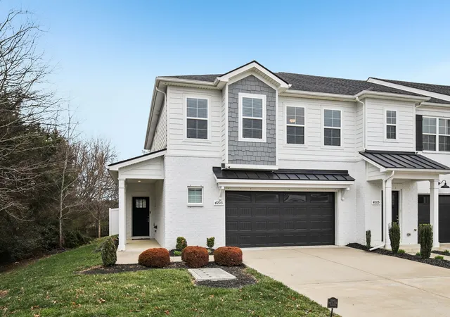 Photo 4 of Townhouse for sale at 4203 Sarazen Ln, Murfreesboro, TN 37127 | MLS# 3530512 | Listing updated on 2026-09-23