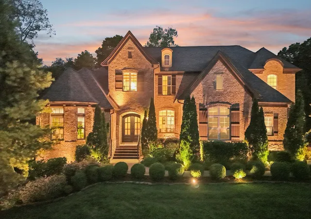 Photo 2 of Mansion for sale at 9485 Whetstone Blvd, Brentwood, TN 37027 | MLS# 3542215 | Listing updated on 2026-10-01