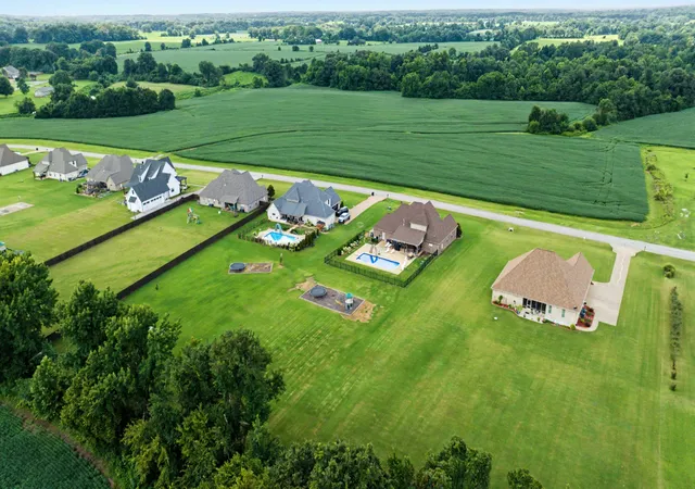 Photo 3 of Single family home for sale at 22 Hale Farm Rd, Humboldt, TN 38343 | MLS# 3531562 | Listing updated on 2026-09-02