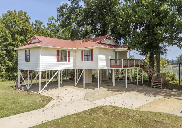 Photo 2 of Single family home for sale at 649 Narrows Ln, Counce, TN 38326 | MLS# 3530625 | Listing updated on 2026-09-01