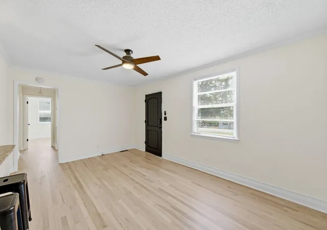 Photo 3 of Single family home for sale at 108 Stirton Rd, Nashville, TN 37210 | MLS# 3530647 | Listing updated on 2026-09-13