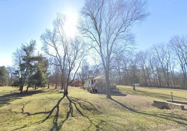 Photo 2 of Mansion for sale at 718 Wilson Pike, Brentwood, TN 37027 | MLS# 3530657 | Listing updated on 2026-09-01