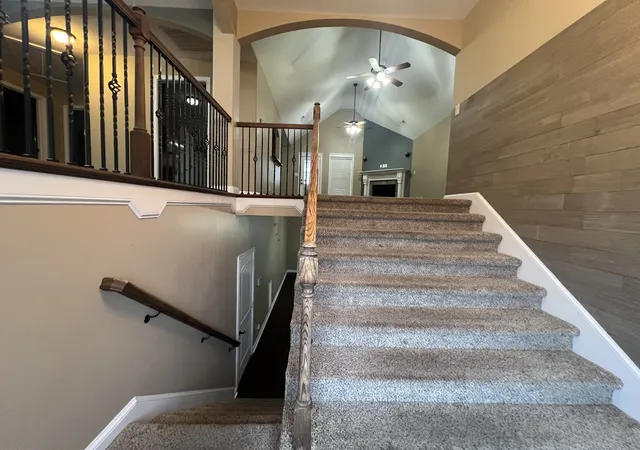 Photo 3 of Single family home for sale at 1701 Winterhaven Ct, Clarksville, TN 37042 | MLS# 3531547 | Listing updated on 2026-09-02