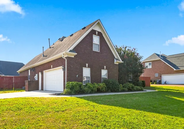 Photo 3 of Single family home for sale at 801 Riata Ct, Smyrna, TN 37167 | MLS# 3531659 | Listing updated on 2026-09-19