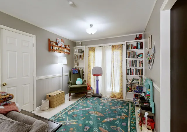 Photo 4 of Single family home for sale at 1208 Sherwood St, Paris, TN 38242 | MLS# 3530759 | Listing updated on 2026-09-01