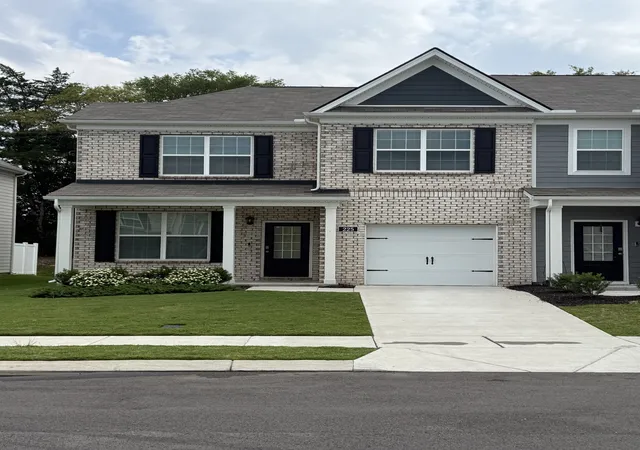 Photo 2 of Townhouse for sale at 225 Hazel Ln, Lebanon, TN 37087 | MLS# 3598119 | Listing updated on 2026-09-23